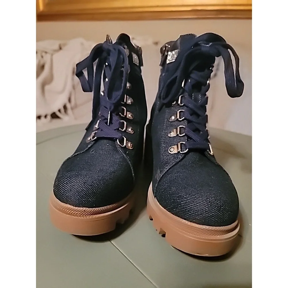 Cato Comfort Est. 1946 Size 6M Denim Blue Hiker Bling Ankle Boots Platform